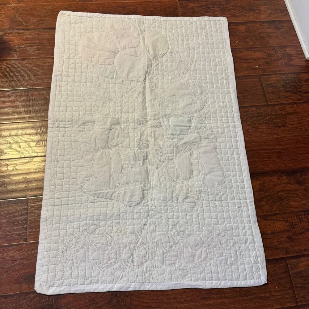 Vintage Nursery Baby 33x48 Quilted Blanket Teddy Bears I Love Bears Blocks White